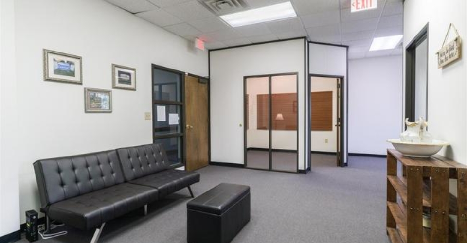 knightdale-raleigh-natural-healing-waiting-room